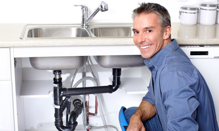 How to Find and Hire a Qualified Plumber?