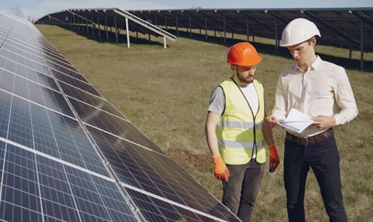 Understanding the Benefits of Solar Company Solar Panel Monitoring Software